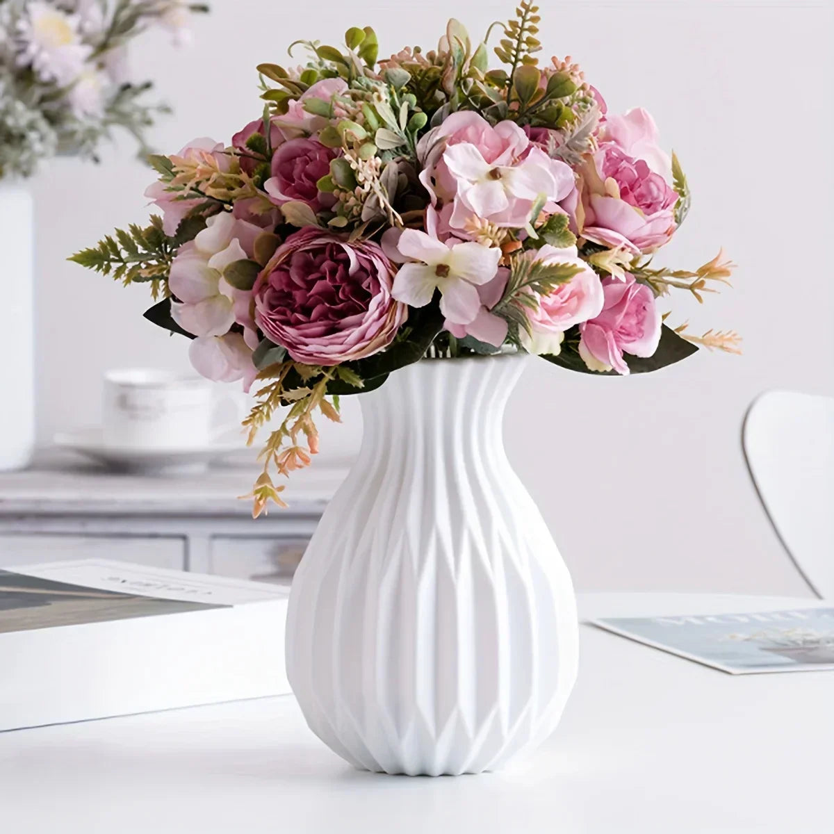 YOCITY Plastic Centerpiece Vase for Modern Decor